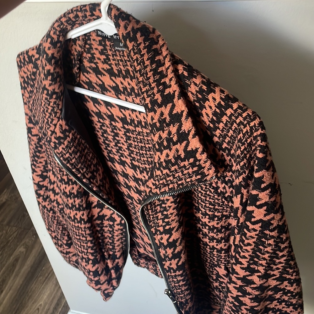 Pattern fall jacket, worn once! - Picture 3 of 3